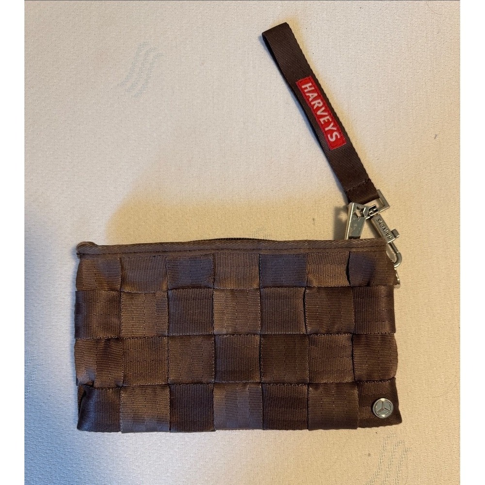 Harveys Seatbelt Bag Brown Woven Wristlet Pouch Zip Top Clutch Wallet